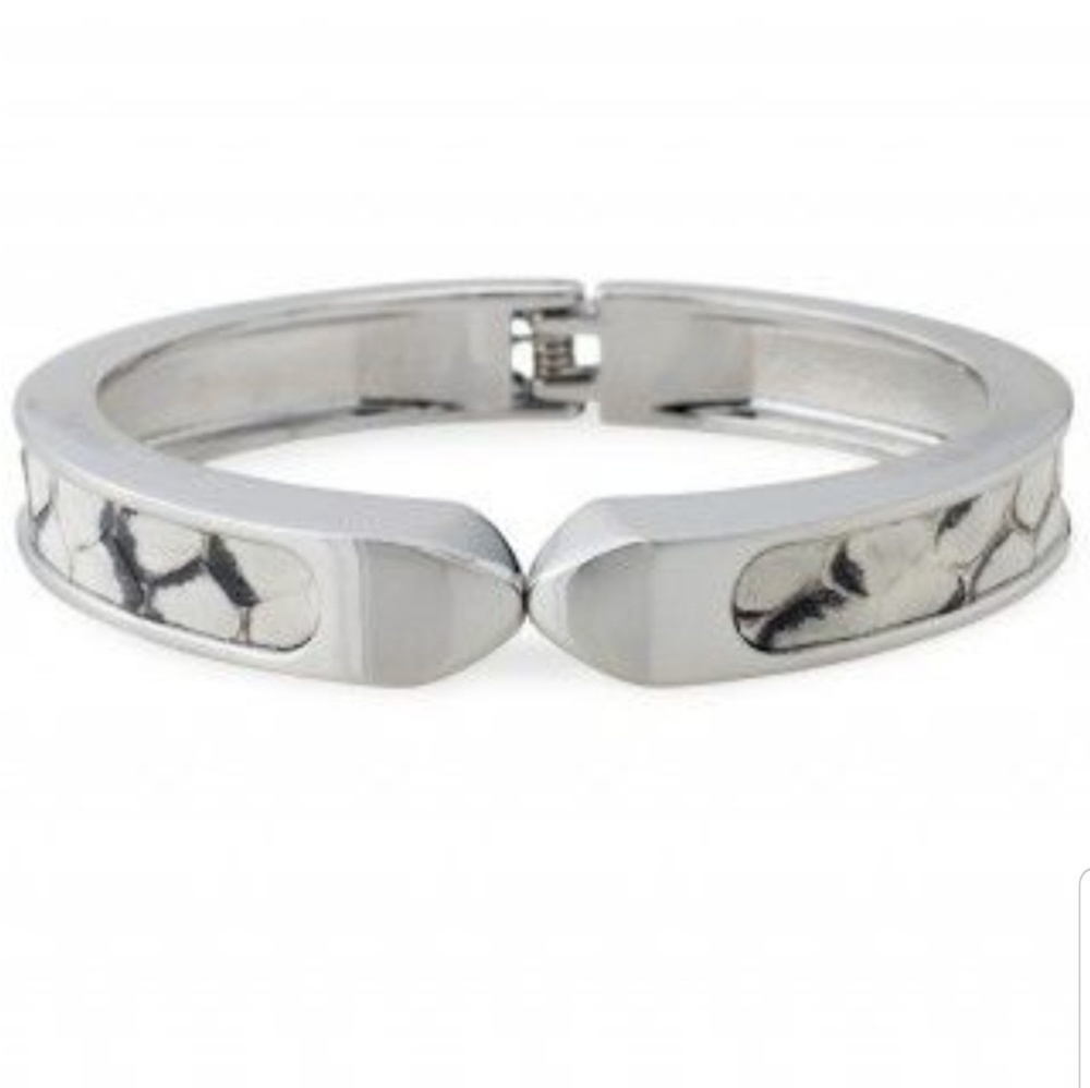 Stella & Dot - Emerson Bangle, White​​​​​​​​​​​​
